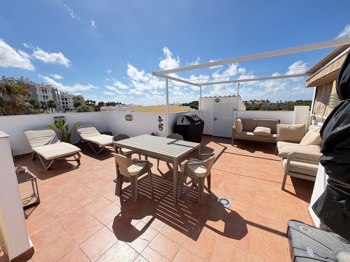 2 Bed Ground Floor Apartment in Villamartin