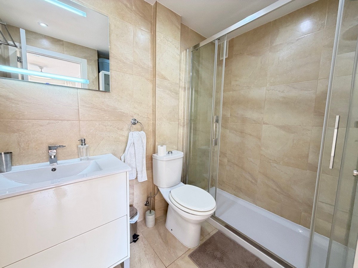 2 Bed Ground Floor Apartment in Villamartin