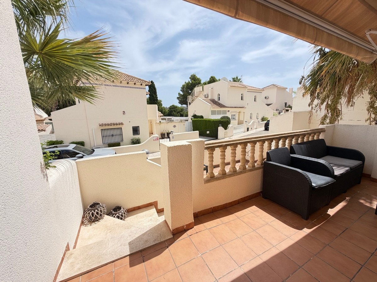 2 Bed Ground Floor Apartment in Las Ramblas Golf