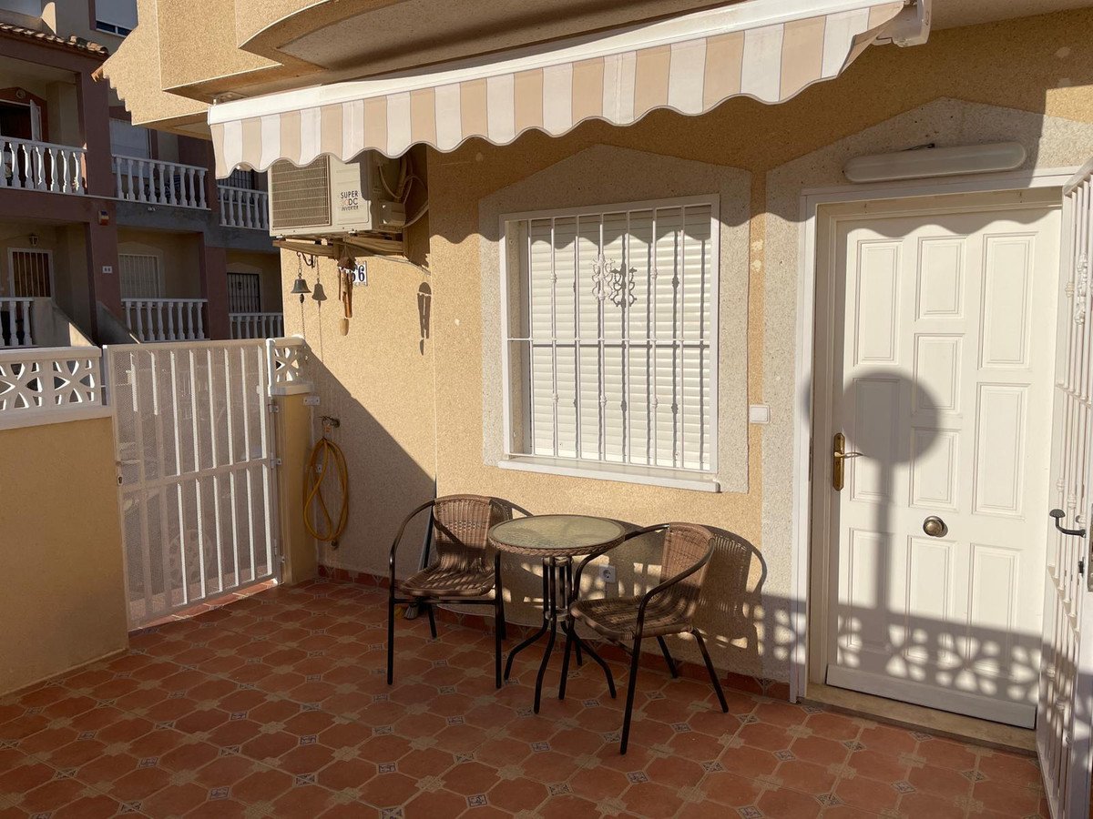2 Bed Townhouse in Villamartin