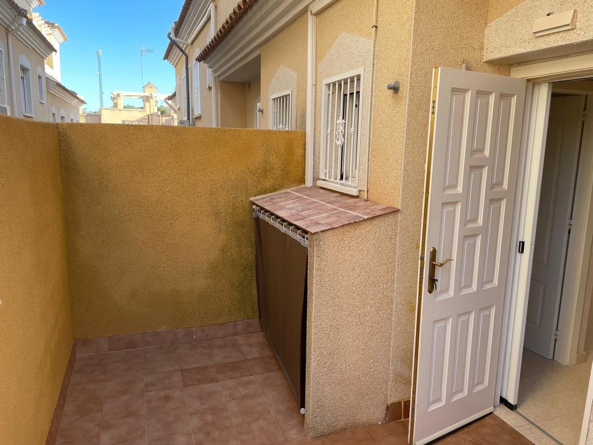 2 Bed Townhouse in Villamartin