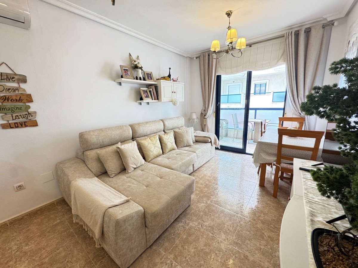 2 Bed Ground Floor Apartment in Cabo Roig
