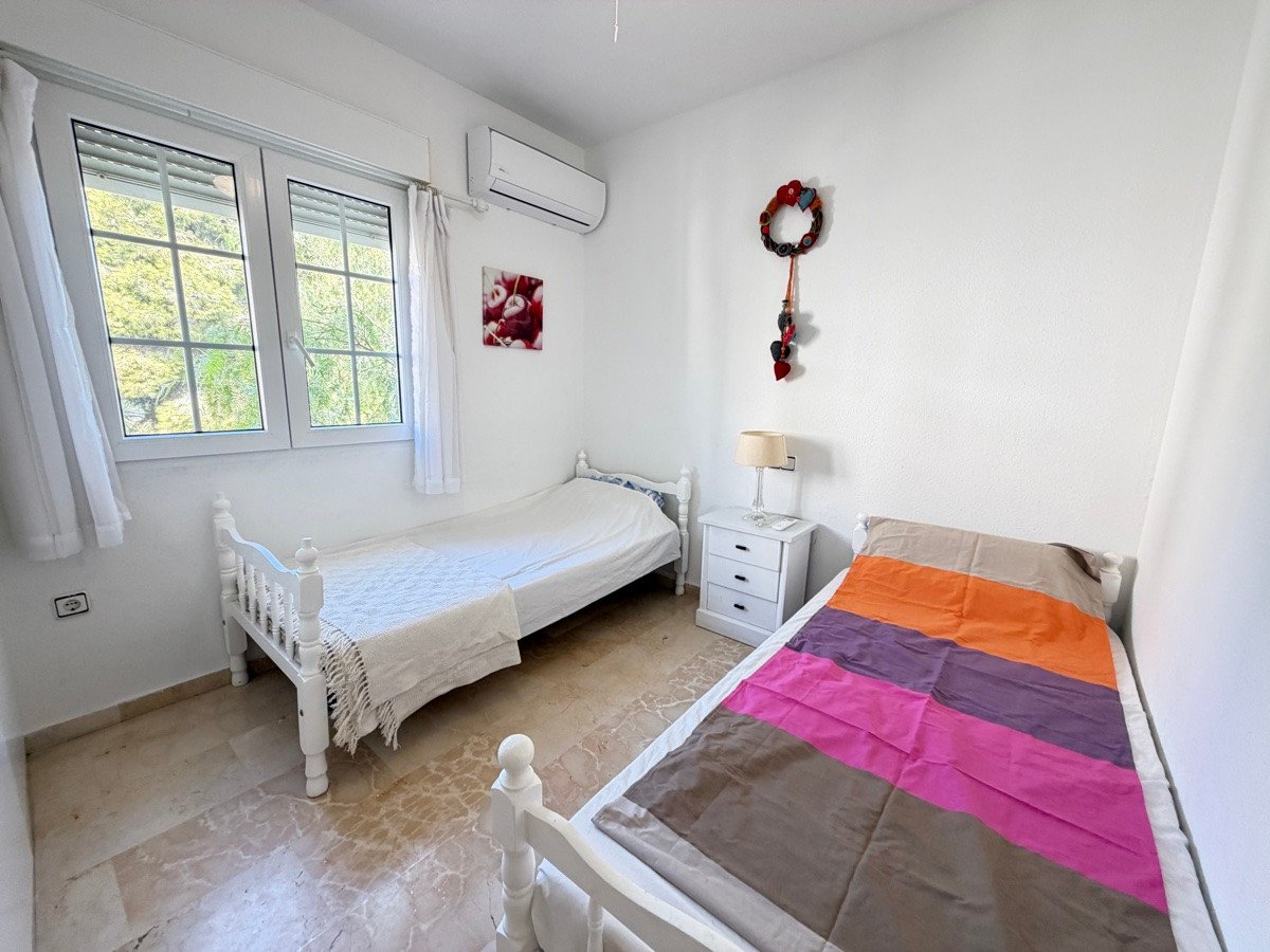 2 Bed Ground Floor Apartment in Las Ramblas Golf