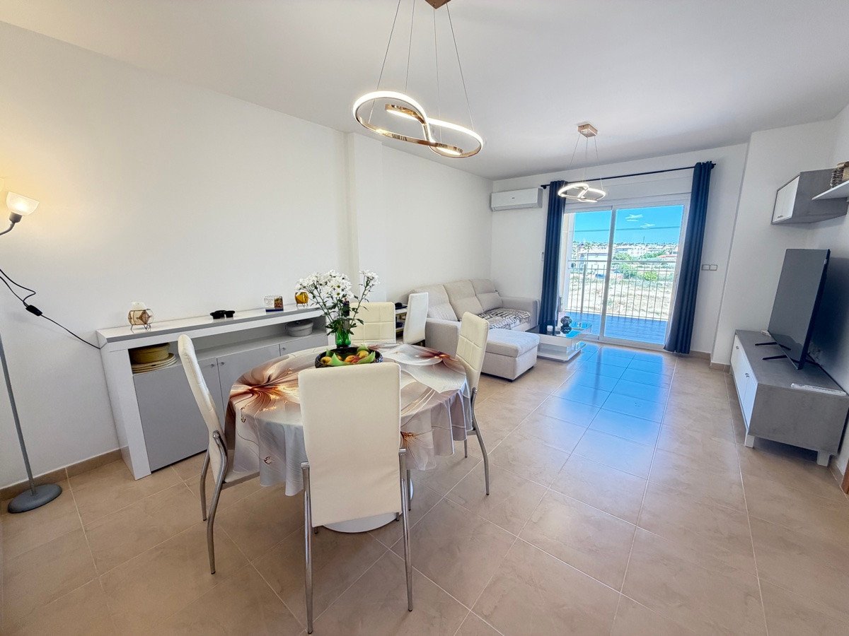 2 Bed Ground Floor Apartment in Lomas de Cabo Roig