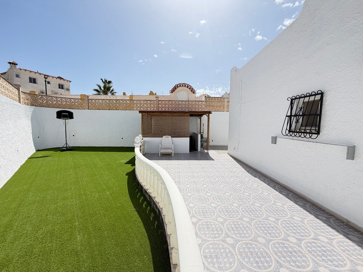 2 Bed Bungalow in Villamartin