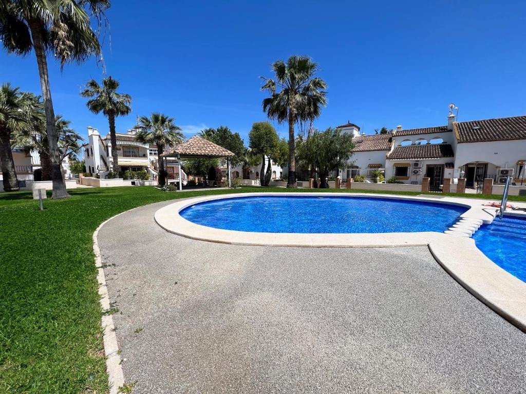 2 Bed Townhouse in Orihuela Costa