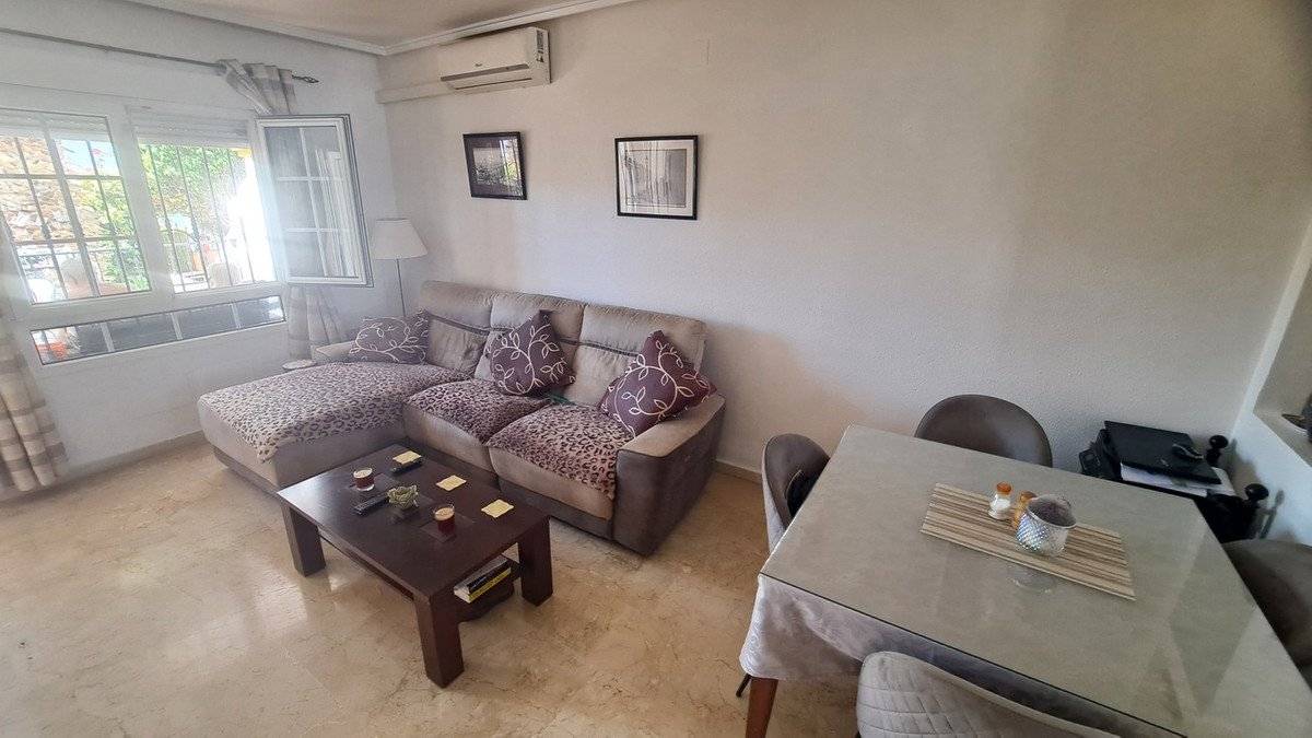 2 Bed Townhouse in Orihuela Costa