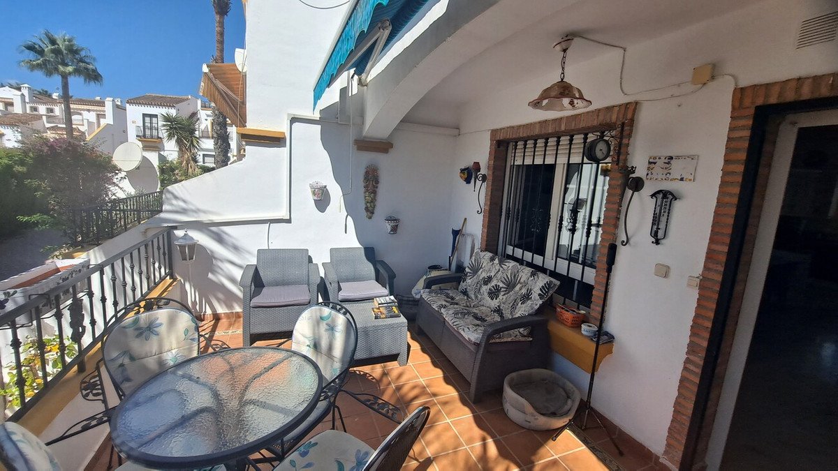 2 Bed Townhouse in Orihuela Costa
