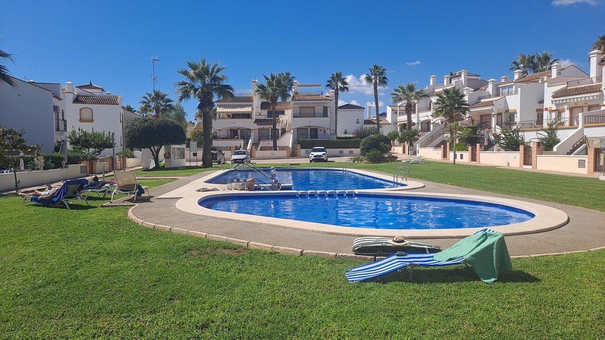 2 Bed Townhouse in Orihuela Costa