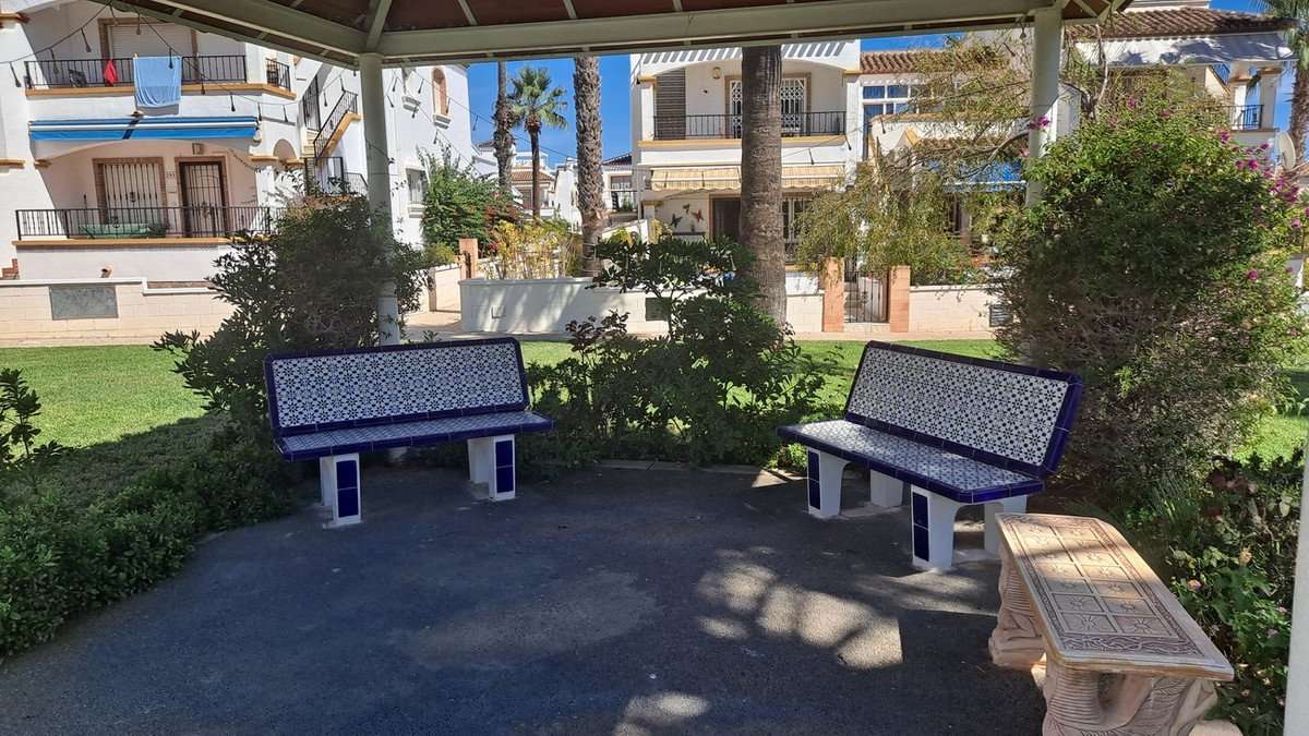 2 Bed Townhouse in Orihuela Costa
