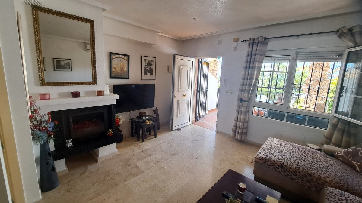 2 Bed Townhouse in Orihuela Costa