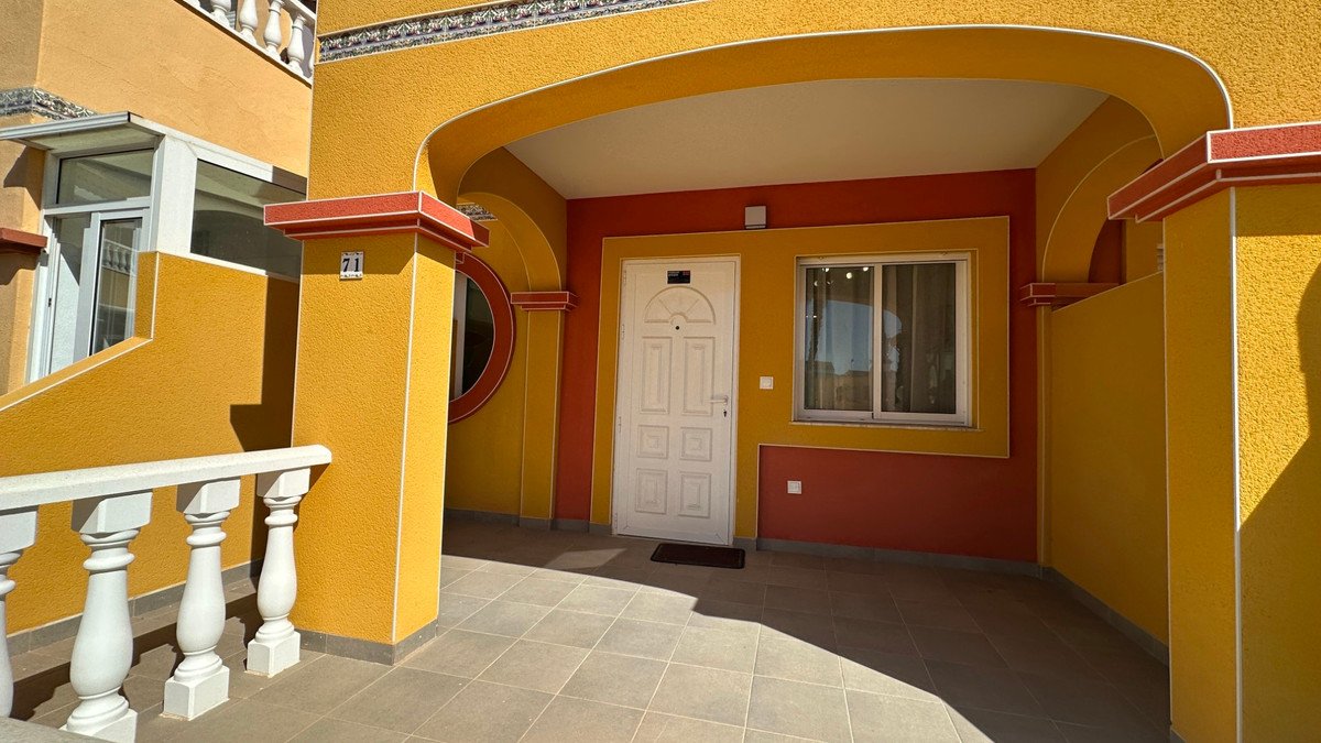 2 Bed Townhouse in La Regia