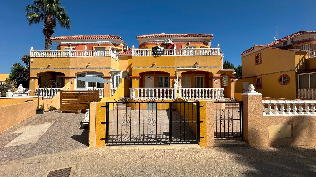 2 Bed Townhouse in La Regia