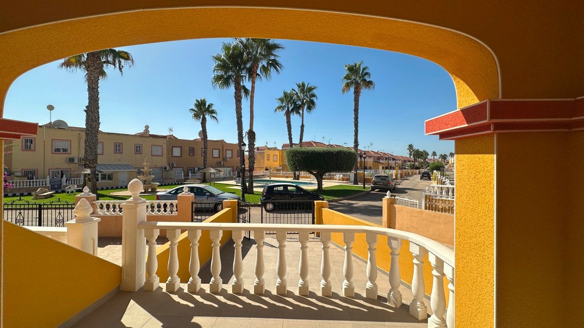2 Bed Townhouse in La Regia