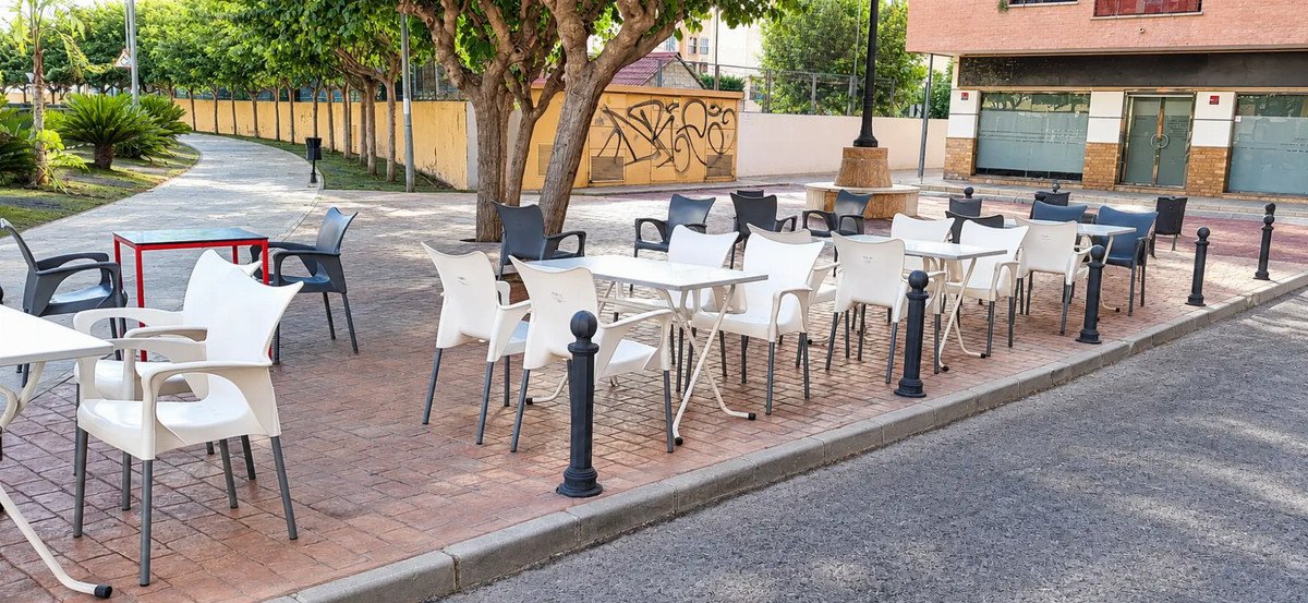 5 Bed Commercial in Orihuela