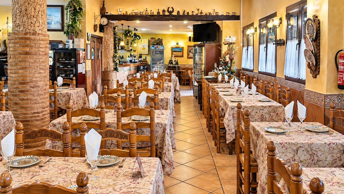 5 Bed Commercial in Orihuela
