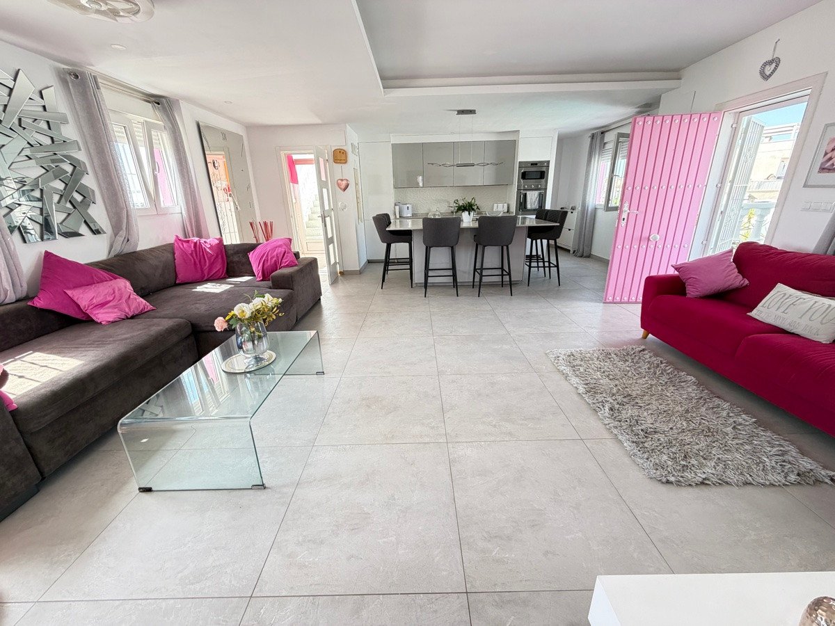 3 Bed Detached Villa in San Miguel de Salinas