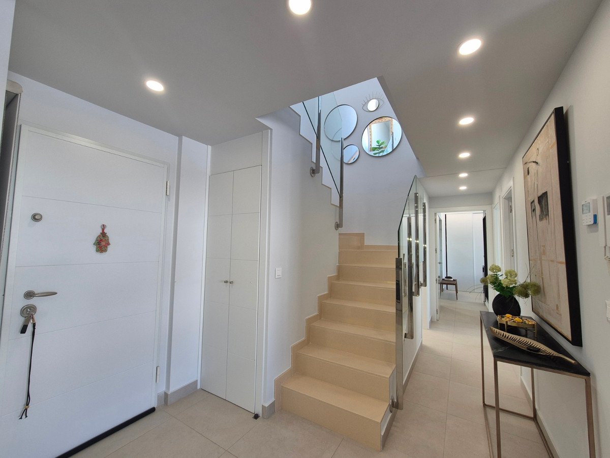 3 Bed Penthouse in Villamartin