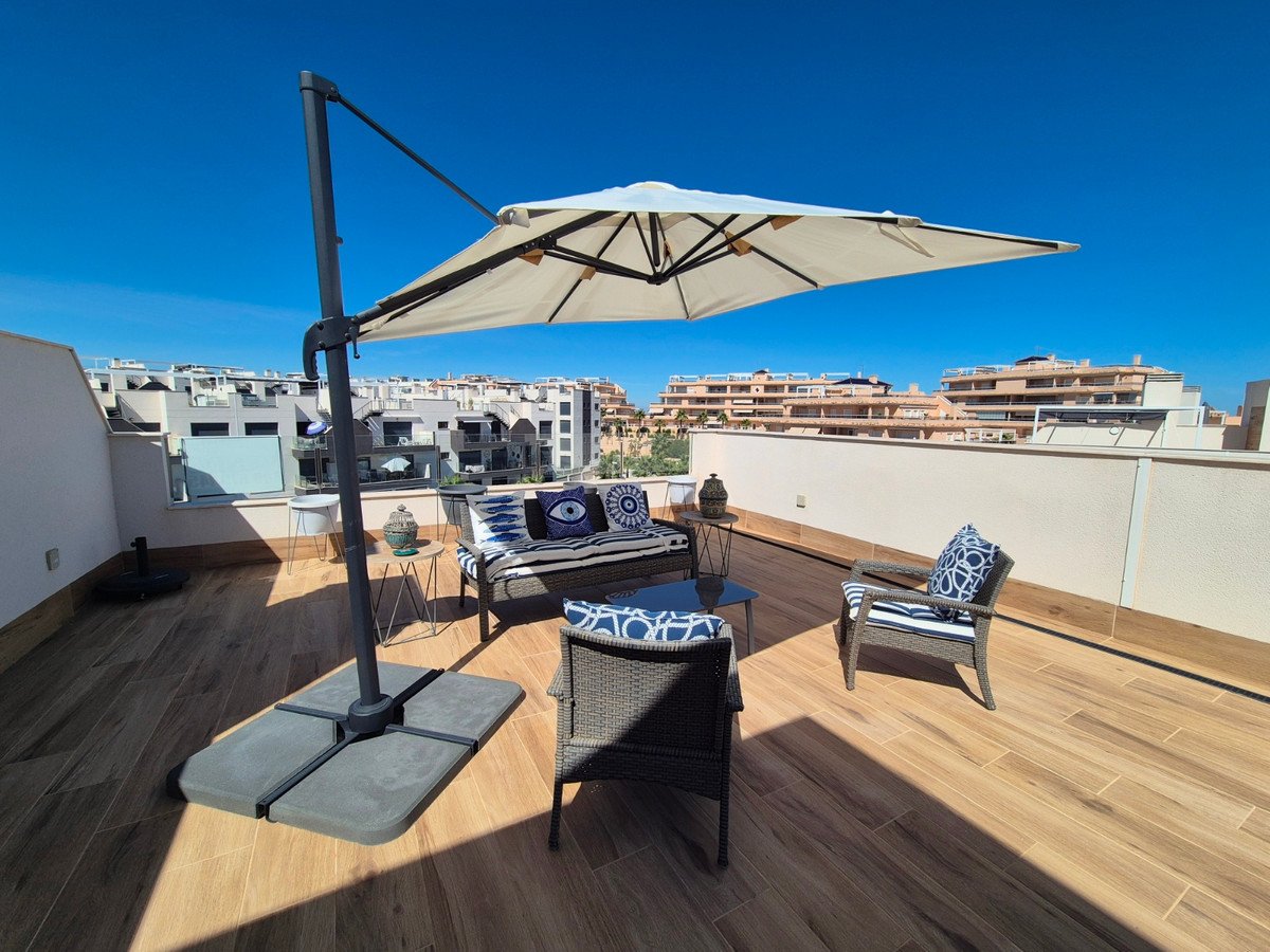 3 Bed Penthouse in Villamartin