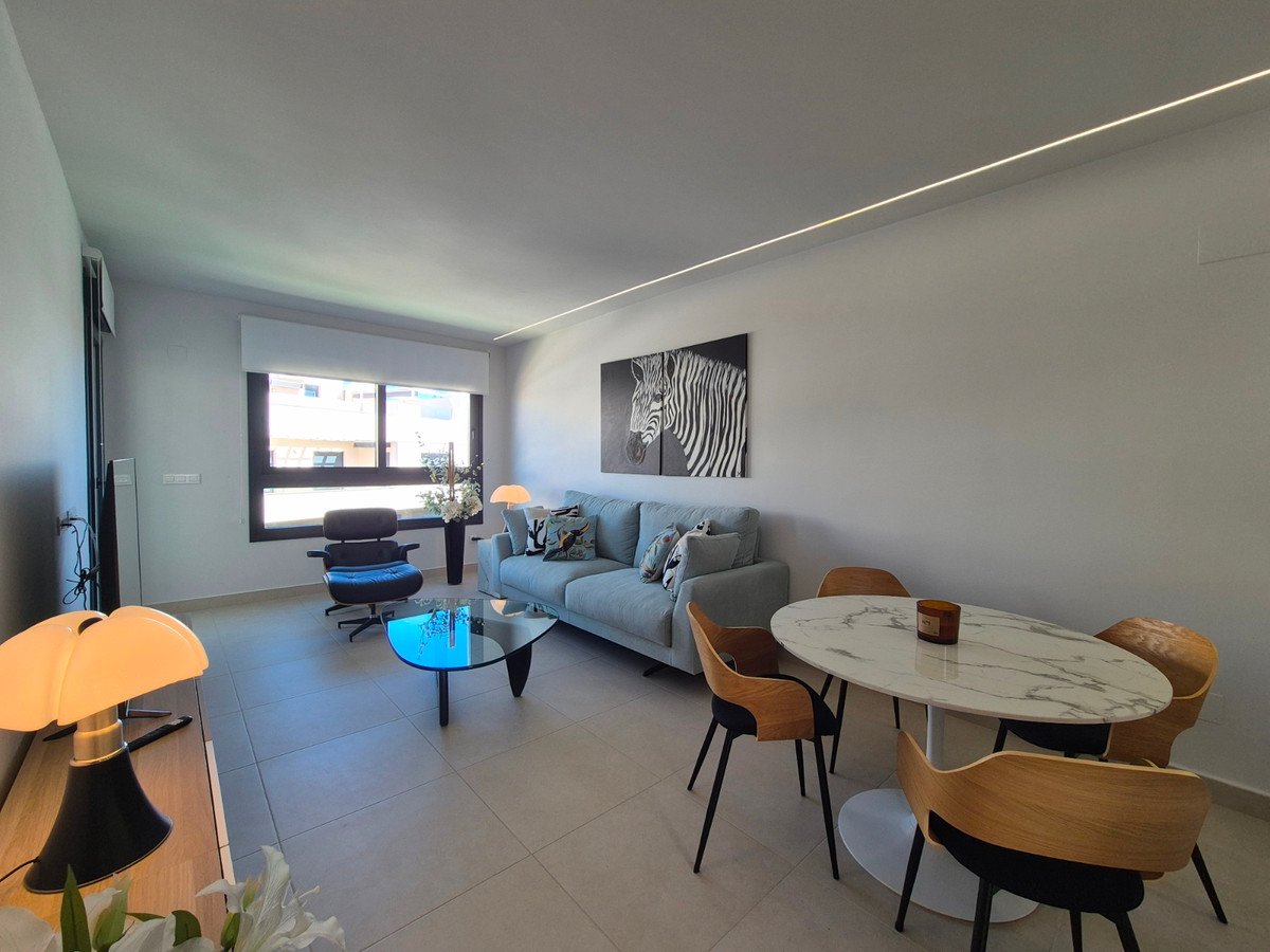 3 Bed Penthouse in Villamartin