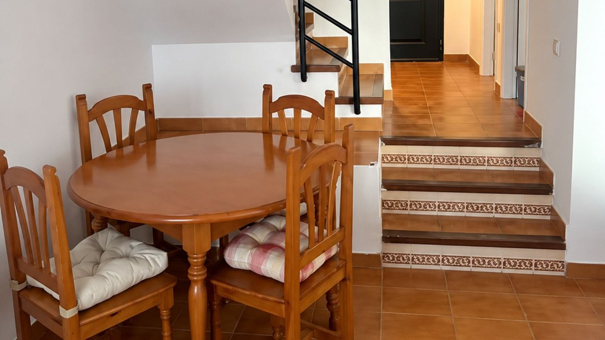 2 Bed Middle Floor Apartment in Mijas