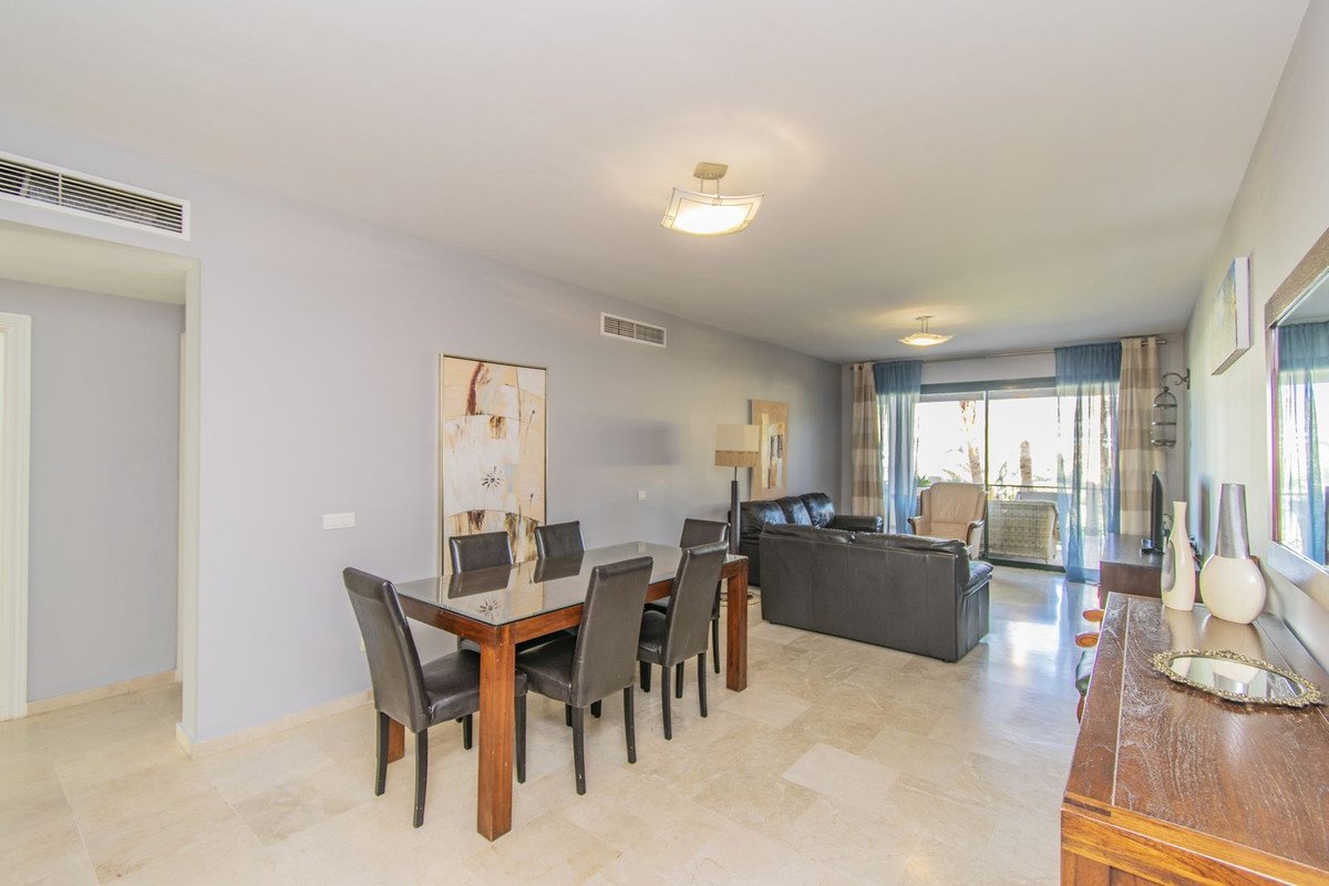 2 Bed Middle Floor Apartment in Atalaya
