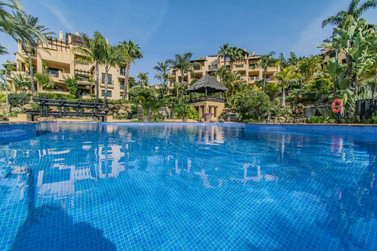 2 Bed Middle Floor Apartment in Atalaya