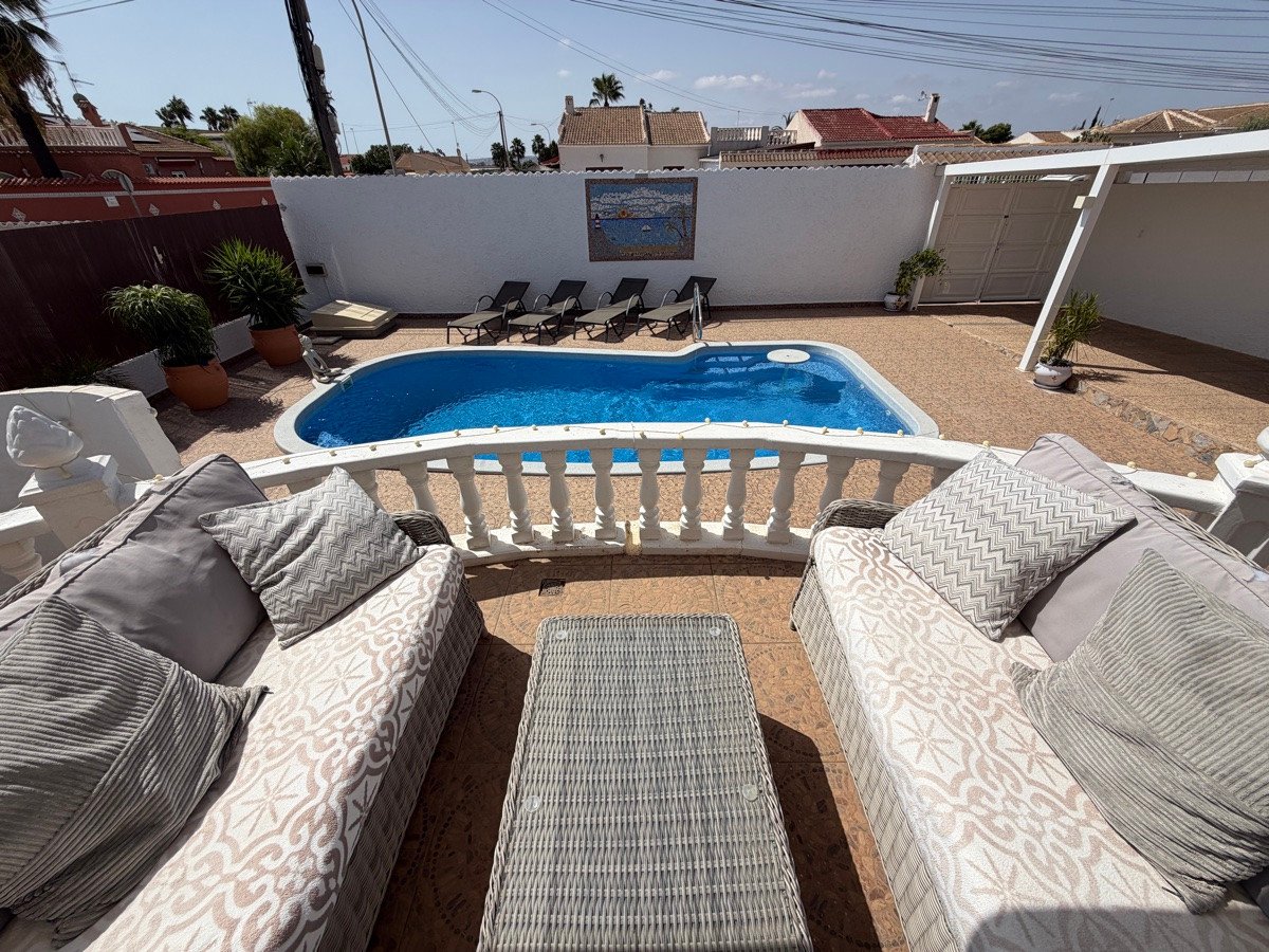 3 Bed Bungalow in San Luis