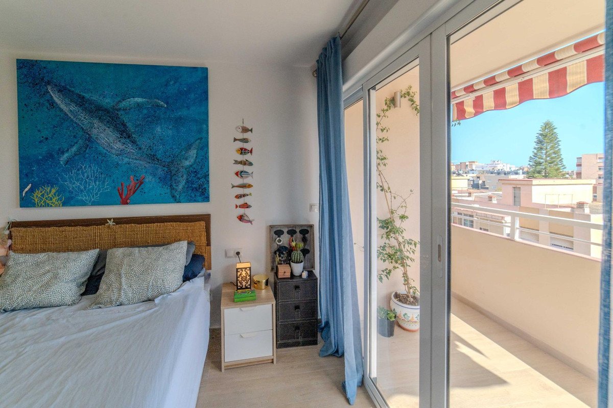 3 Bed Middle Floor Apartment in Málaga