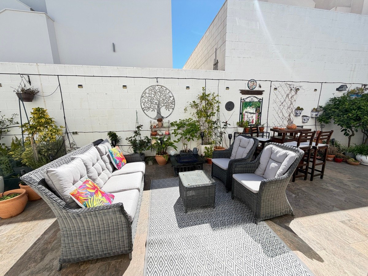 3 Bed Detached Villa in Villamartin