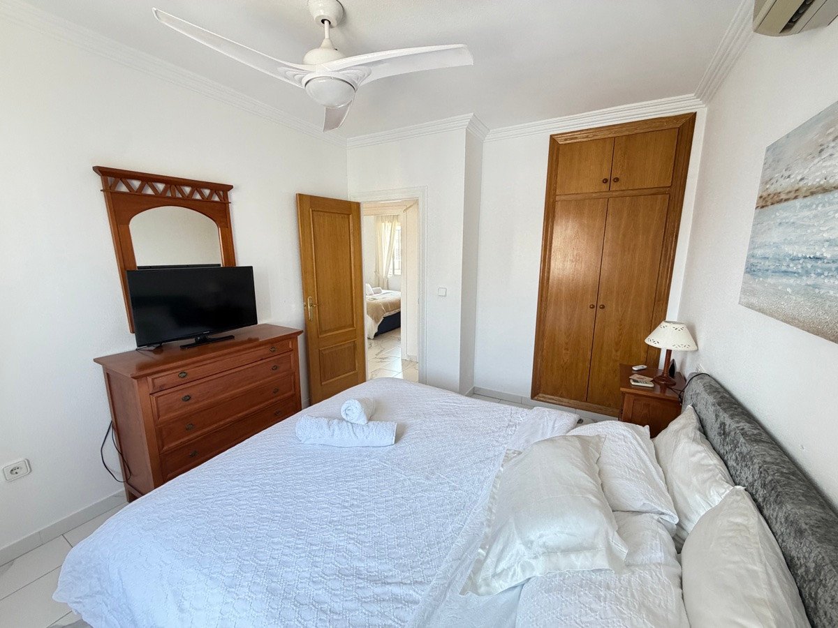 5 Bed Detached Villa in Villamartin