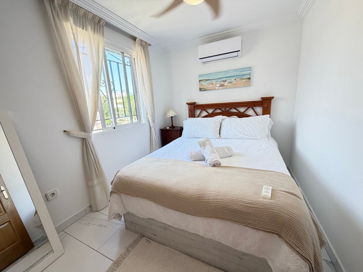 5 Bed Detached Villa in Villamartin