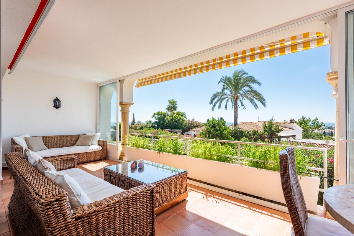 2 Bed Townhouse in El Paraiso