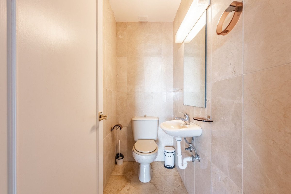 2 Bed Townhouse in El Paraiso