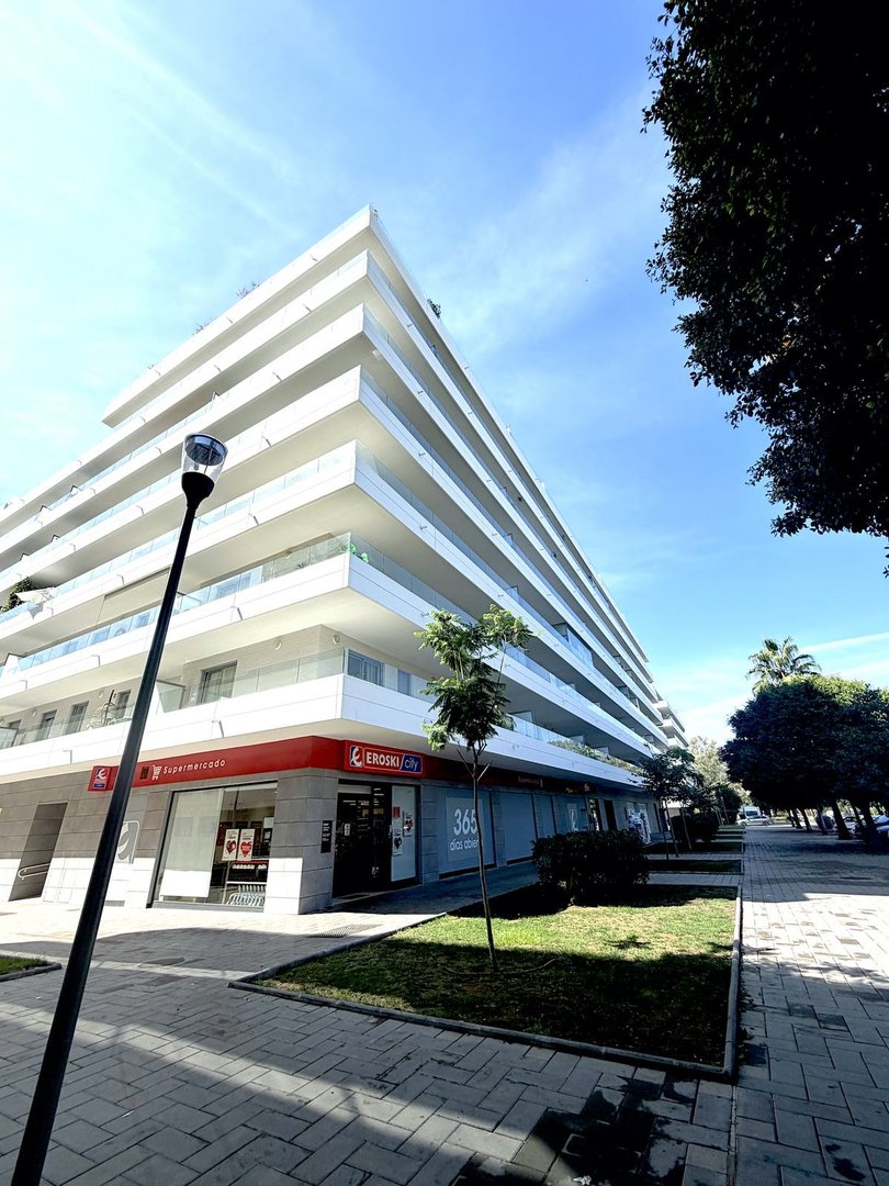 3 Bed Middle Floor Apartment in Nueva Andalucía