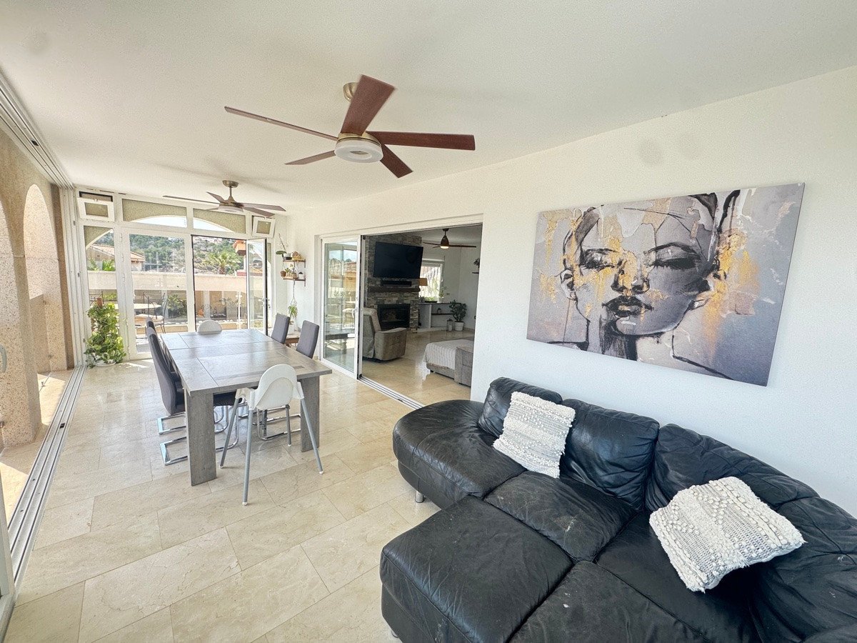 5 Bed Detached Villa in San Miguel de Salinas