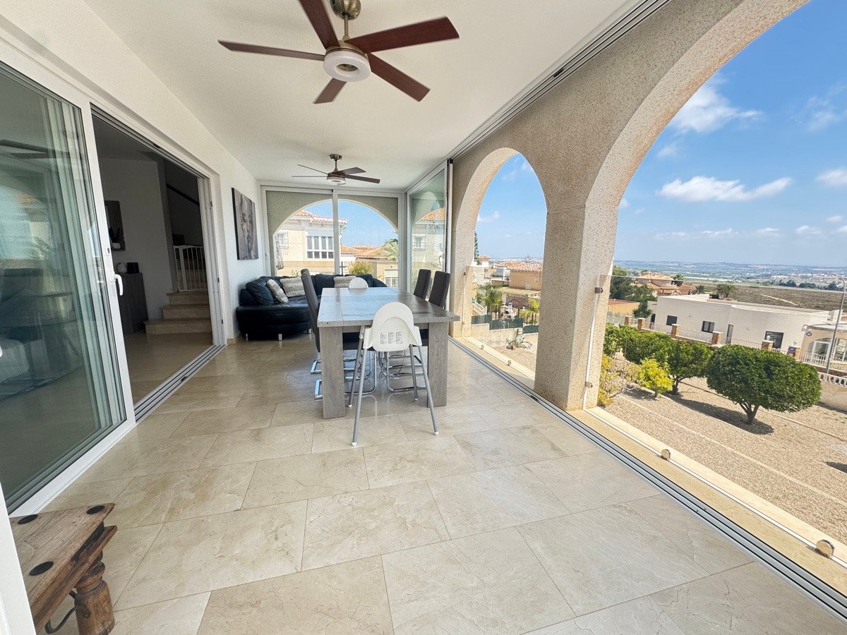 5 Bed Detached Villa in San Miguel de Salinas
