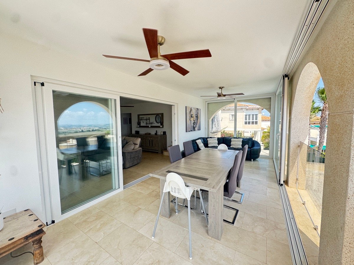 5 Bed Detached Villa in San Miguel de Salinas