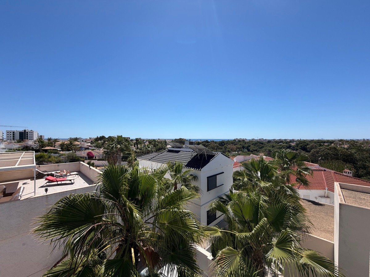 4 Bed Detached Villa in Mil Palmeras