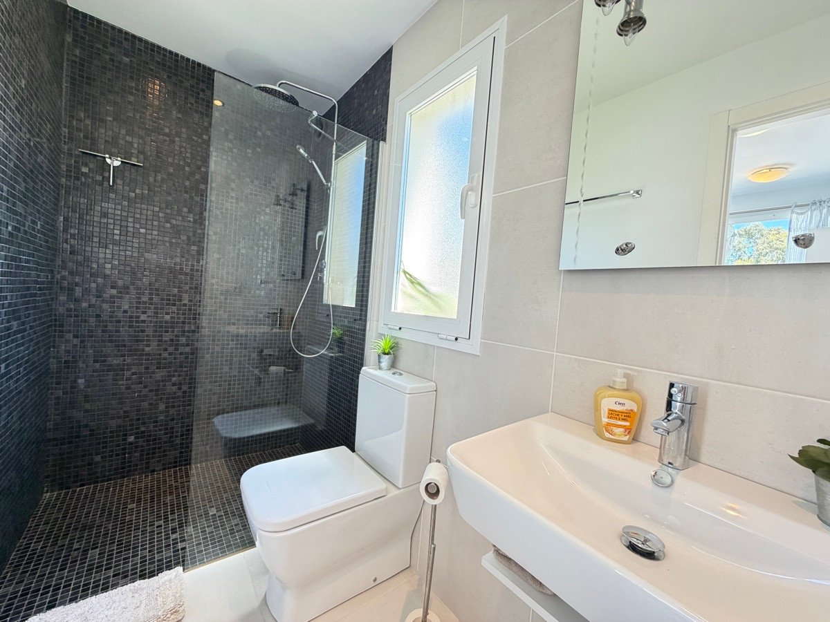 4 Bed Detached Villa in Mil Palmeras