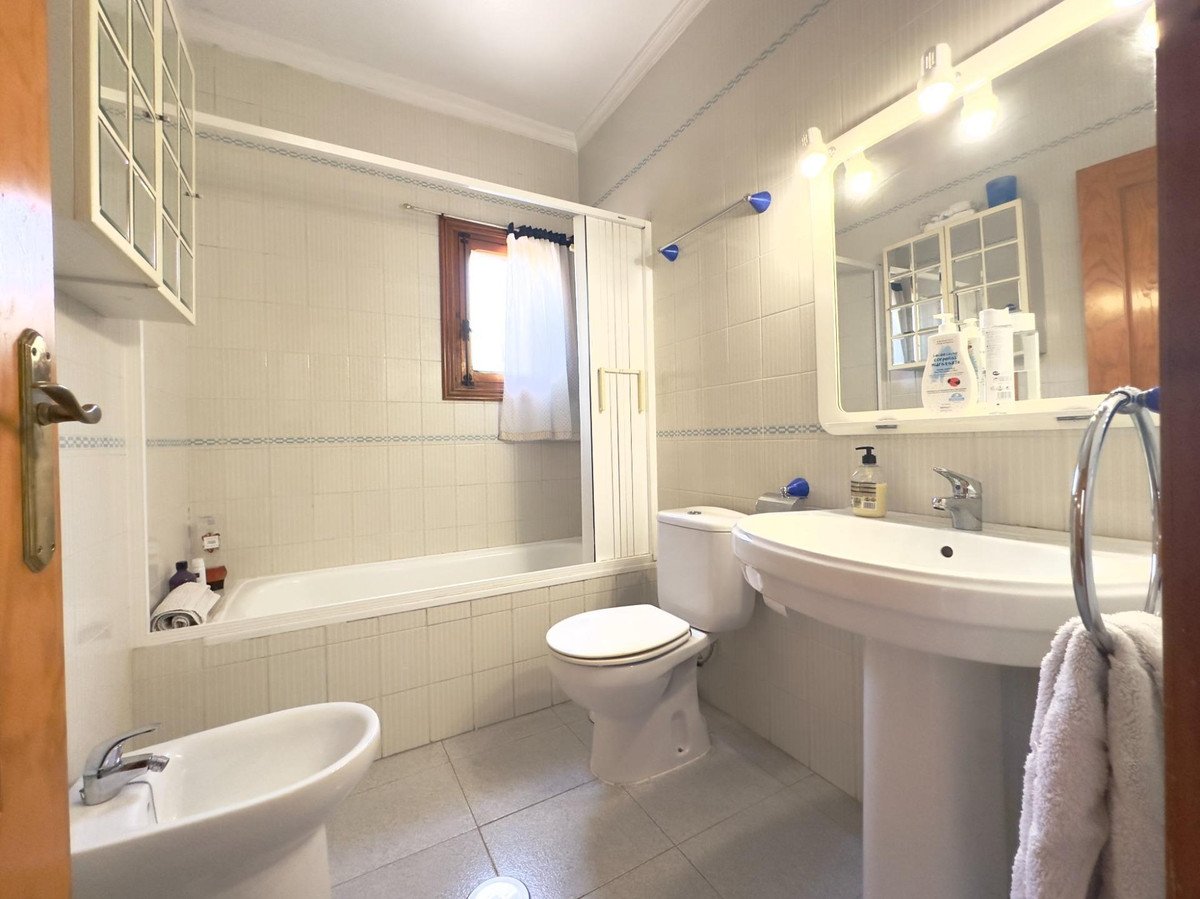 3 Bed Detached Villa in Cabo Roig