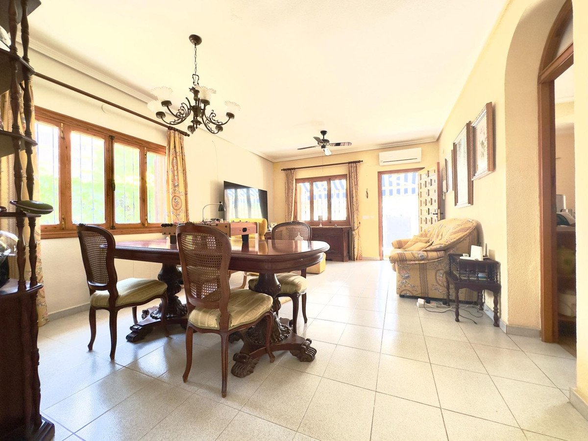 3 Bed Detached Villa in Cabo Roig