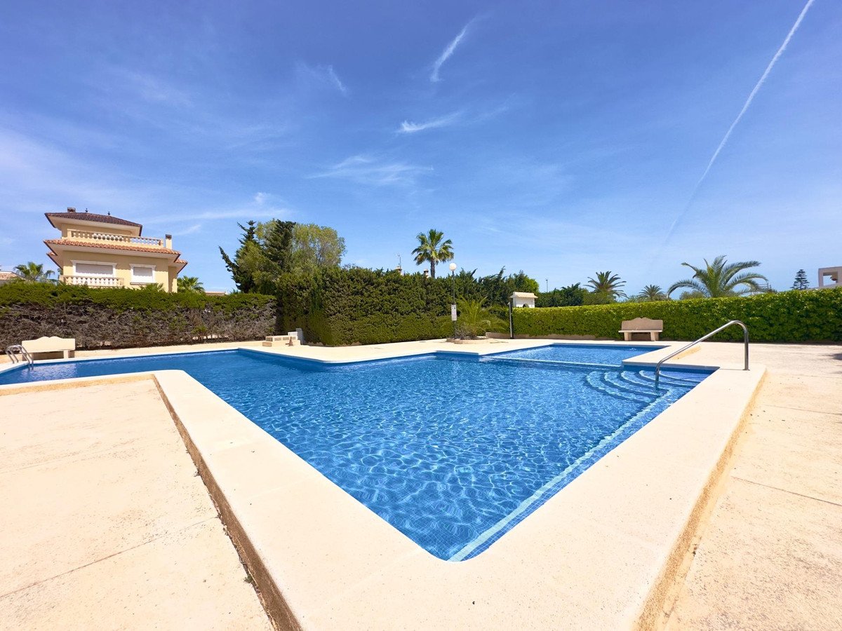 3 Bed Detached Villa in Cabo Roig