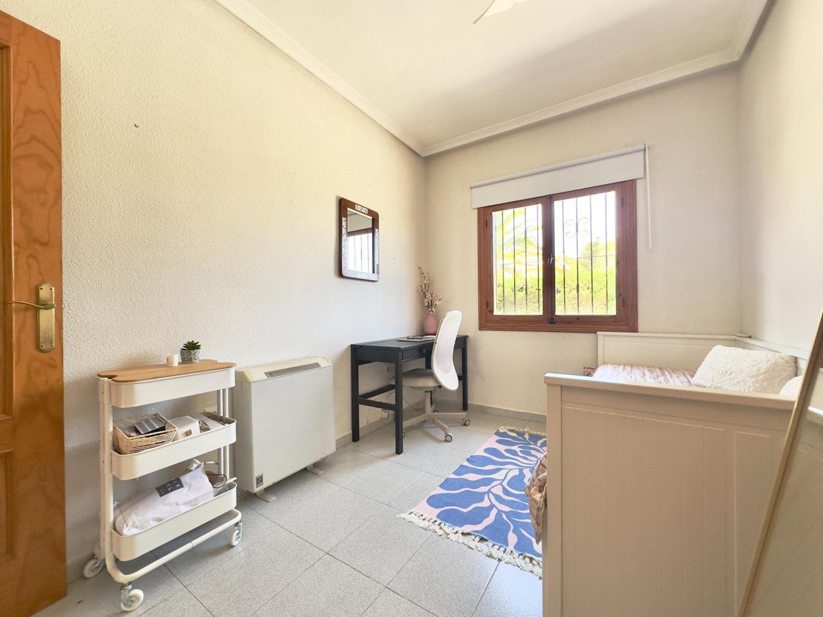 3 Bed Detached Villa in Cabo Roig
