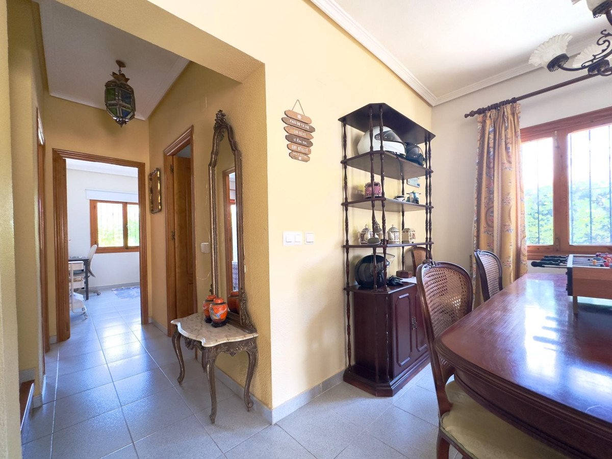 3 Bed Detached Villa in Cabo Roig