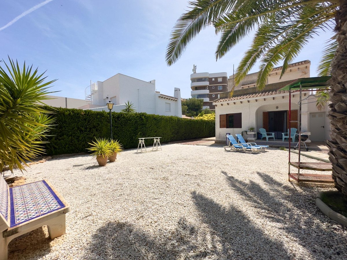 3 Bed Detached Villa in Cabo Roig