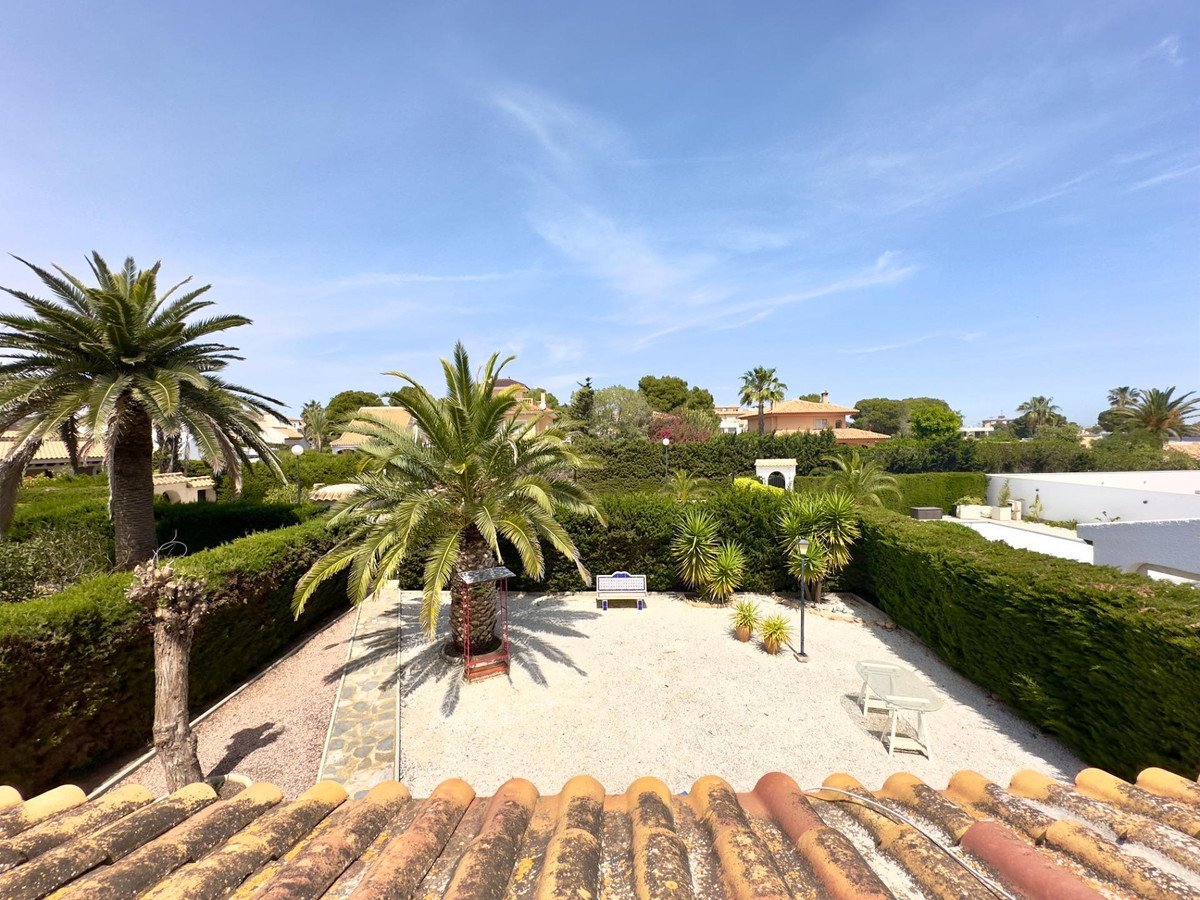 3 Bed Detached Villa in Cabo Roig