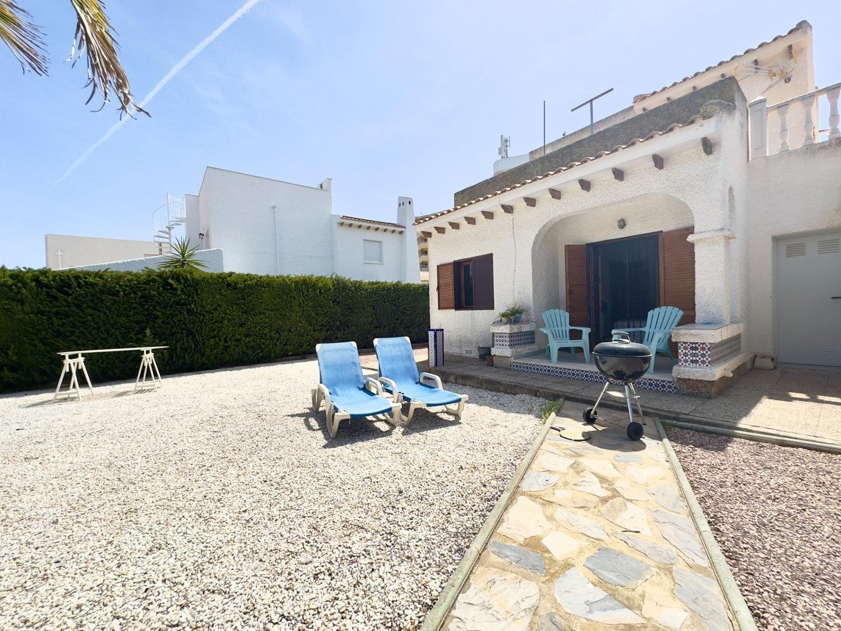 3 Bed Detached Villa in Cabo Roig