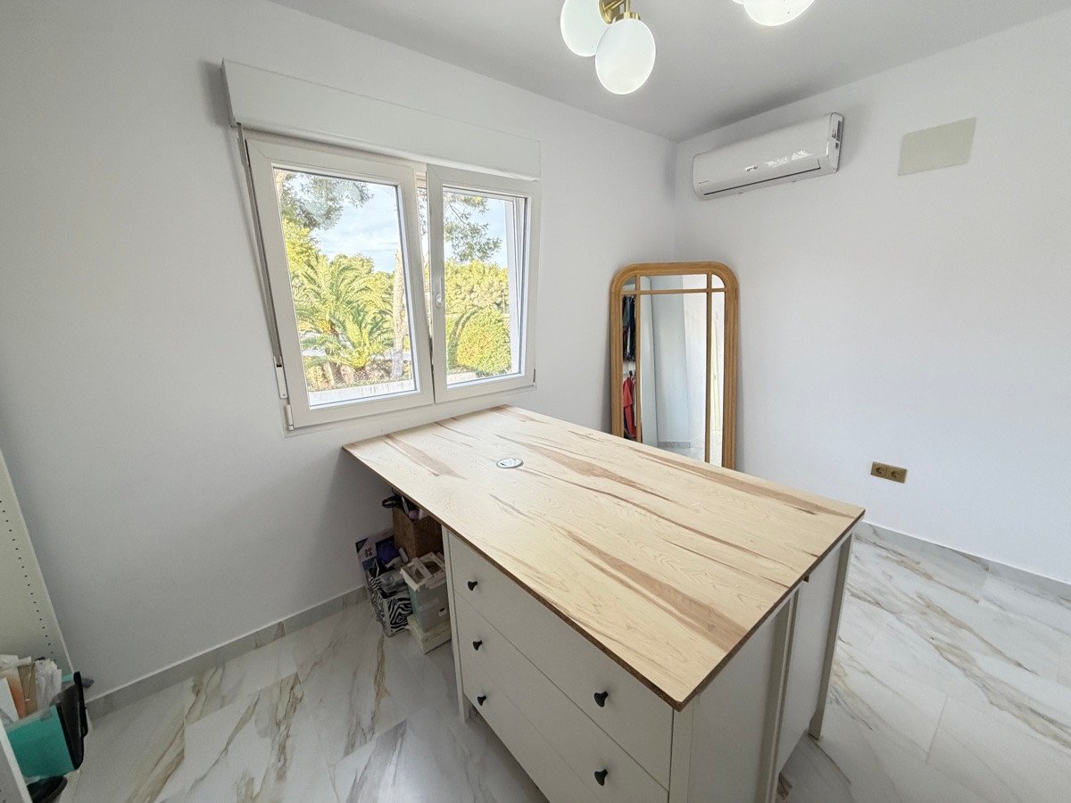 6 Bed Detached Villa in Villamartin