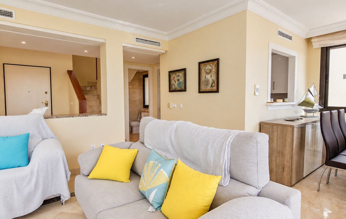 4 Bed Detached Villa in Roda Golf